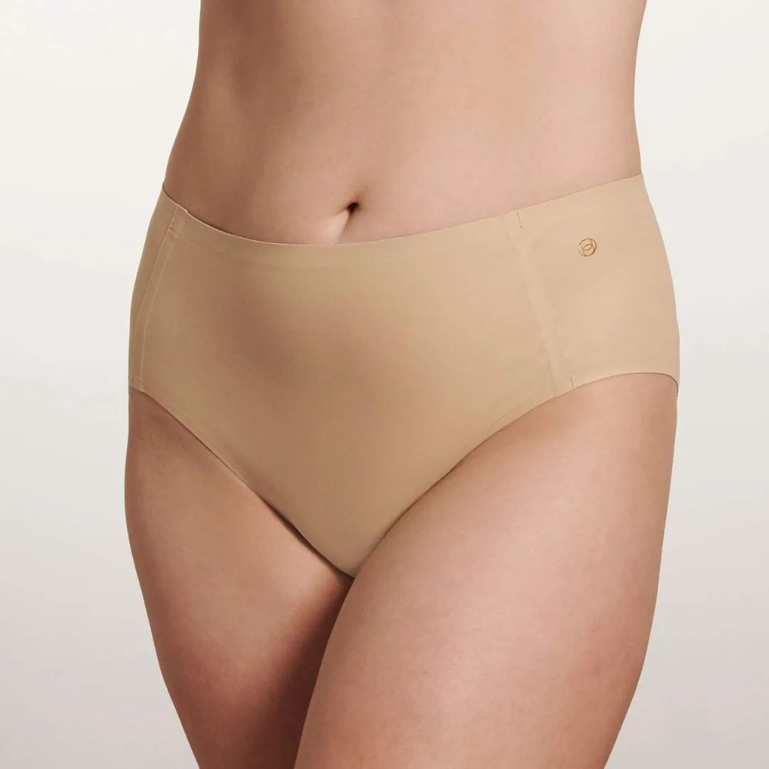 High-Waisted Seamless Panty